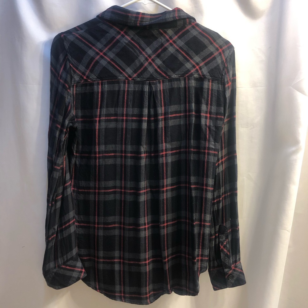 Cozy Rails Button Down Top - Picture 8 of 10